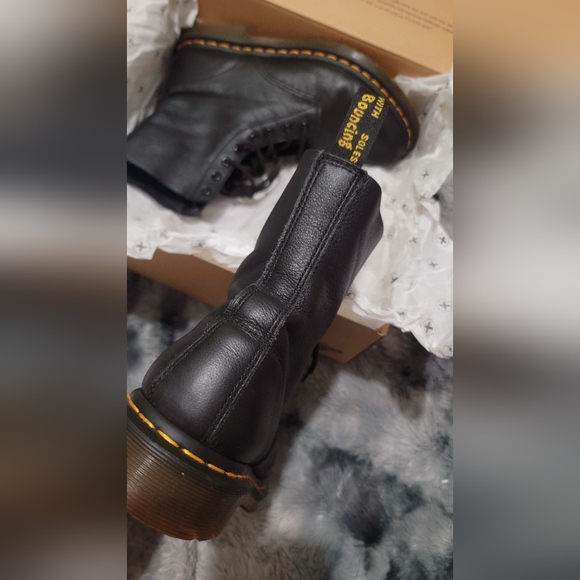 Doc marten boots - Picture 4 of 5